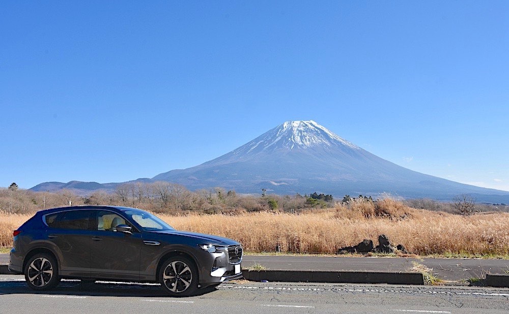 車の写真撮影スポット：朝霧高原（静岡県富士宮市）