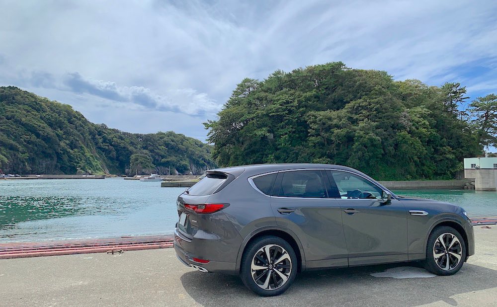 車の写真撮影スポット：仁科漁港（静岡県賀茂郡西伊豆町）