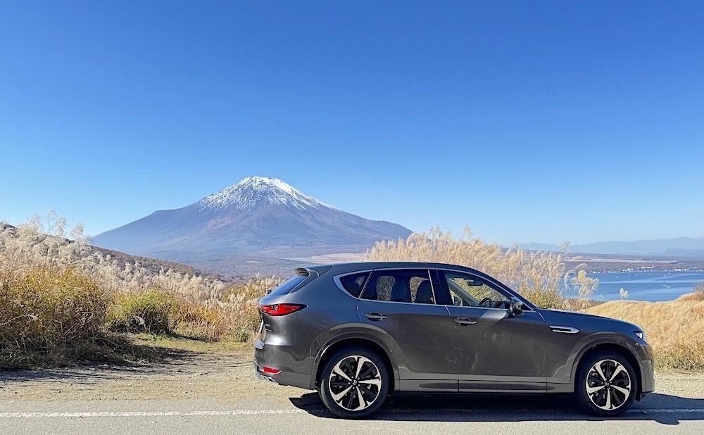 車の写真撮影スポット：山中湖パノラマ台（山梨県南都留郡山中湖村）