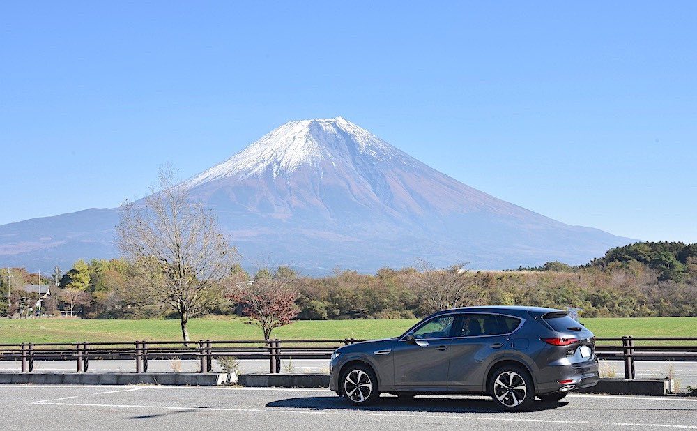 車の写真撮影スポット：朝霧高原（静岡県富士宮市）