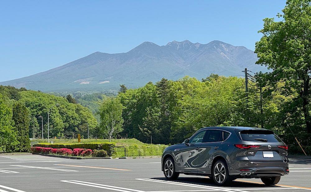 車の写真撮影スポット：サントリー白州蒸溜所（山梨県北杜市）