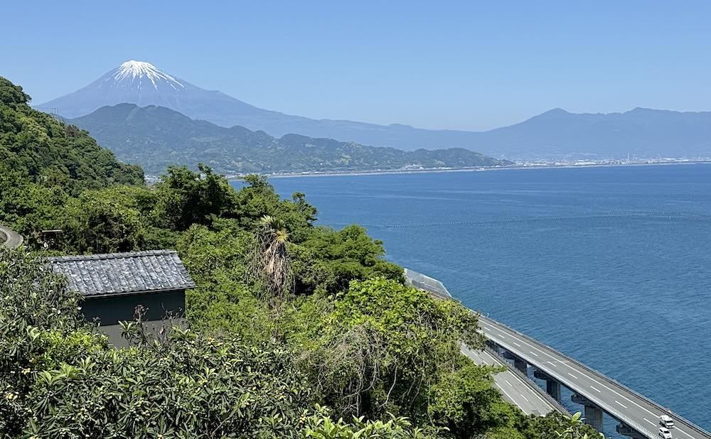 車の写真撮影スポット：薩埵峠（静岡県静岡市）