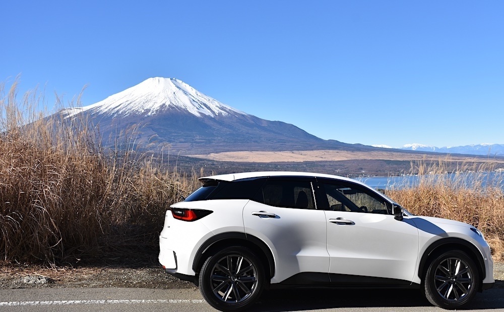 車の写真撮影スポット：山中湖パノラマ台（山梨県南都留郡山中湖村）